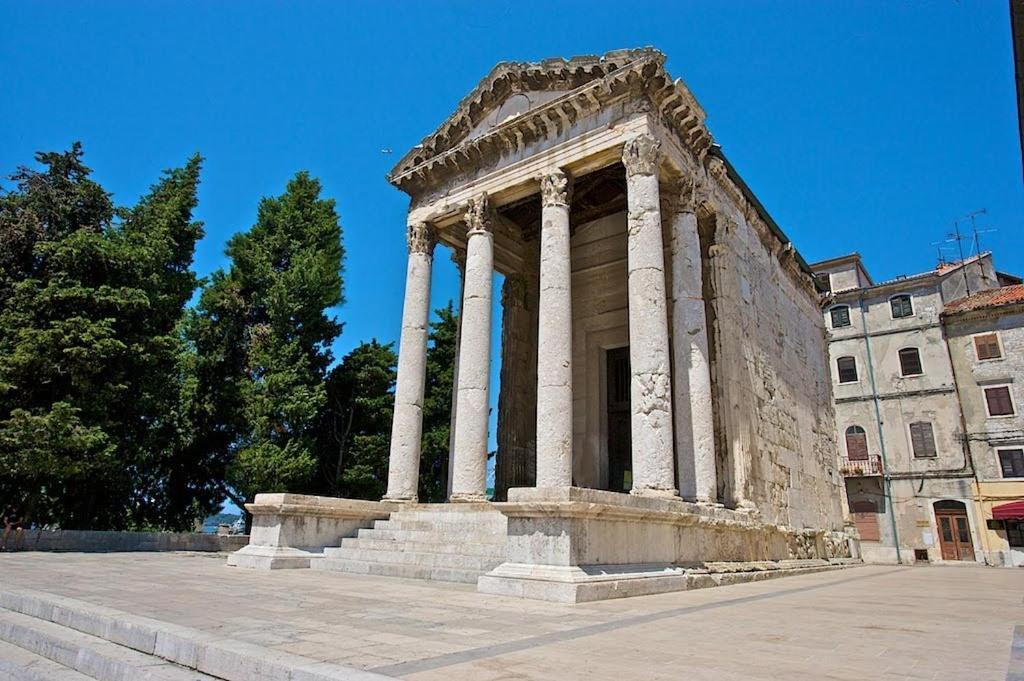 Luxury Elit * Pula